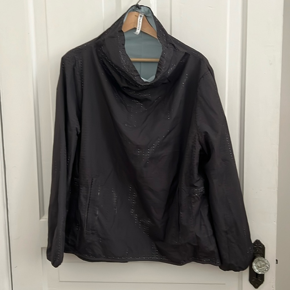 Fabletics running jacket women’s XL